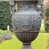 Garden urn